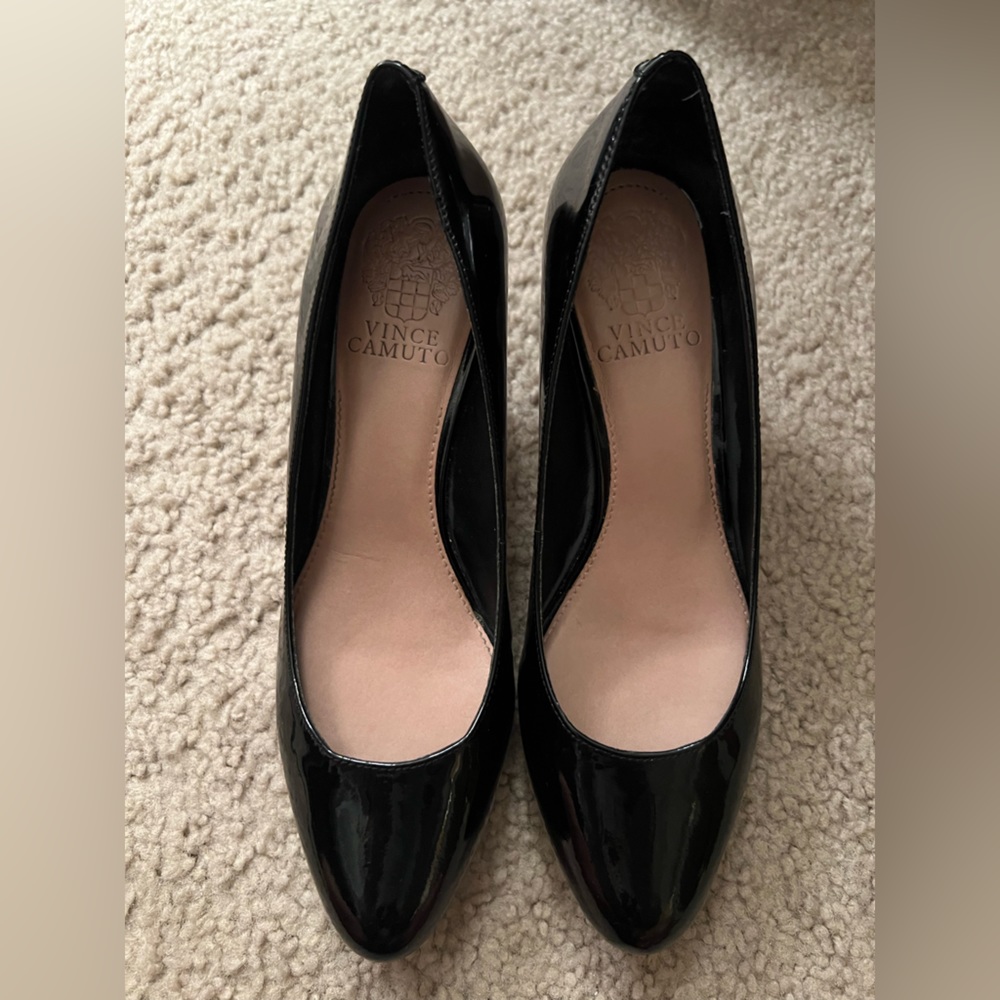 Vince Camuto Black Patent Leather Pump Heels - US 7